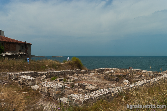 Разкопки на манастира Св. Апостоли, на полуостров Скамния Созопол - Старият град