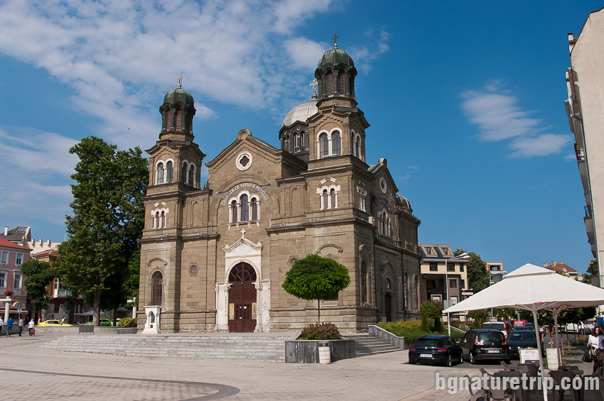 Църквата Св. св. Кирил и Методий в Бургас